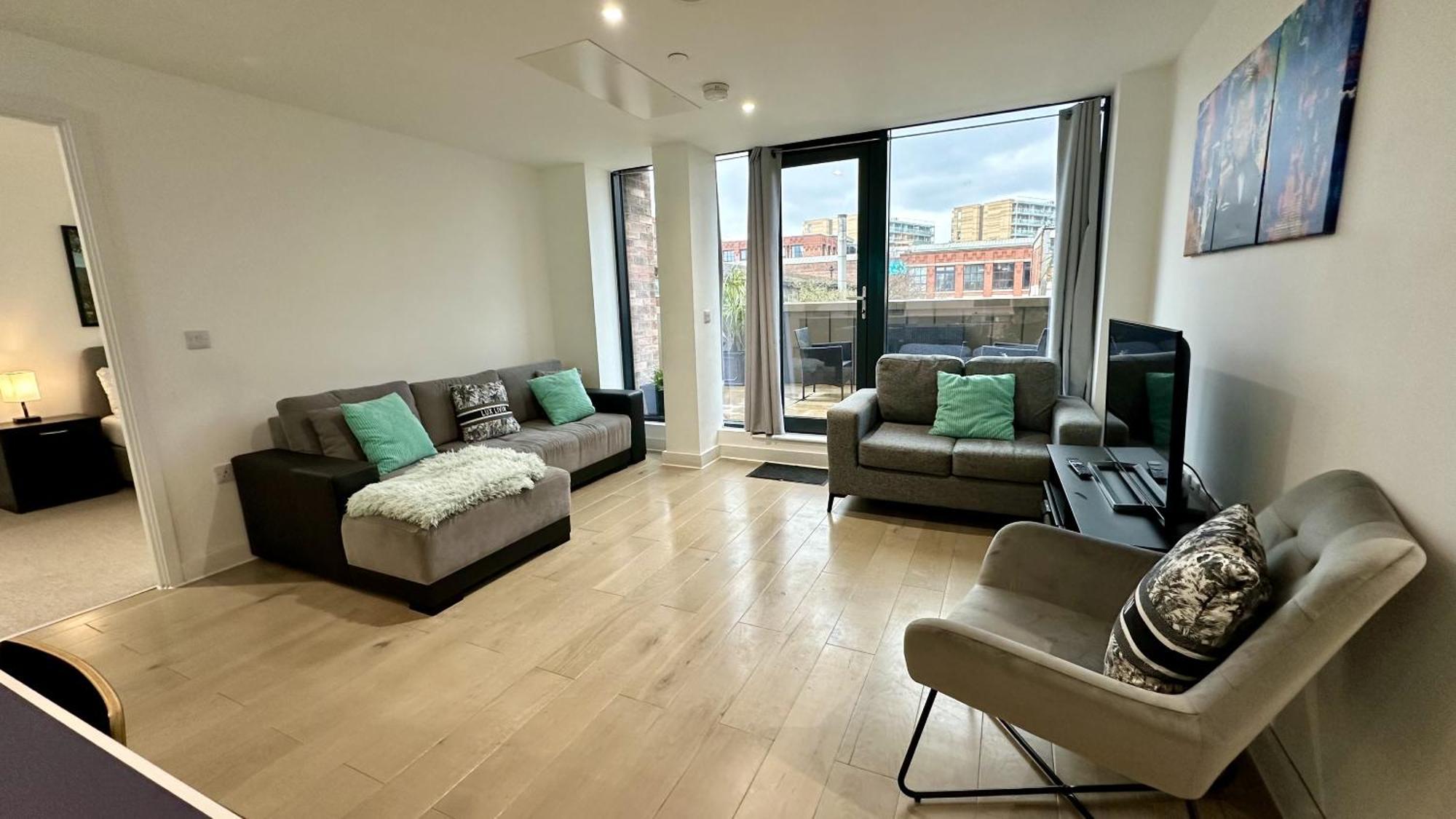 Lux Livin' Apartments - Luxury 2 Bed Apartment With Sky Garden Manchester Buitenkant foto