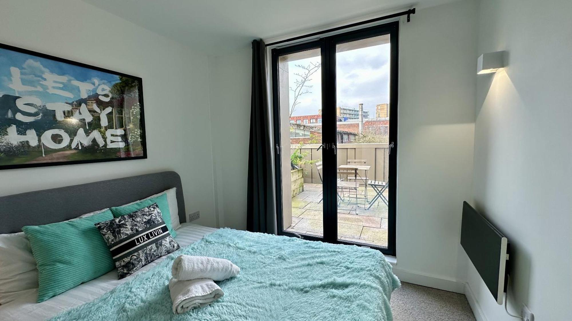 Lux Livin' Apartments - Luxury 2 Bed Apartment With Sky Garden Manchester Buitenkant foto