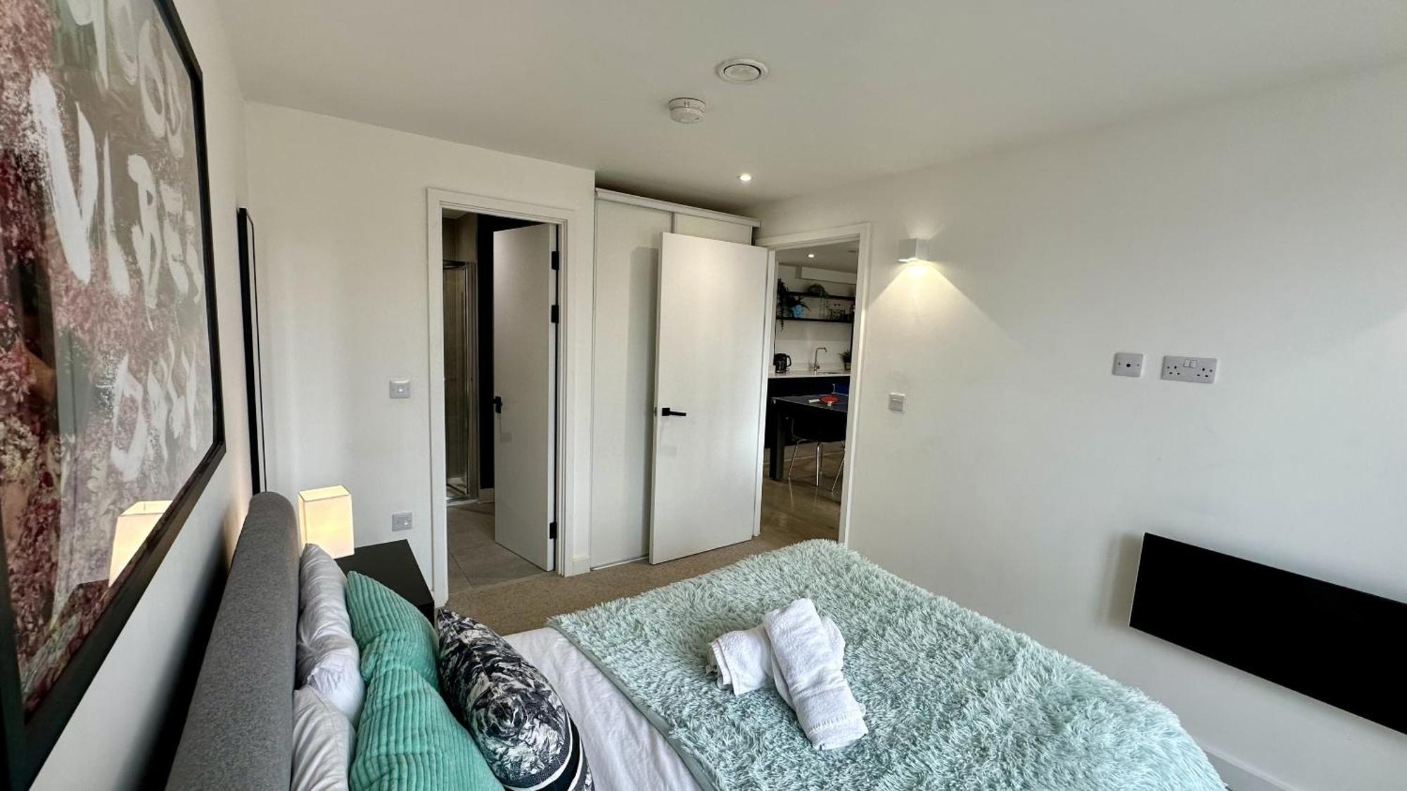 Lux Livin' Apartments - Luxury 2 Bed Apartment With Sky Garden Manchester Buitenkant foto