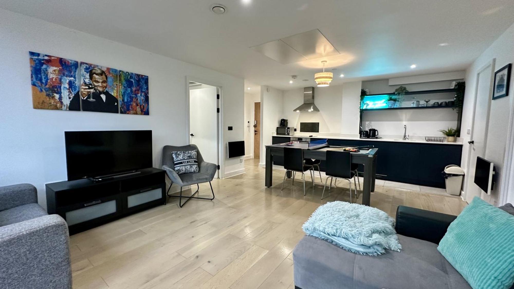 Lux Livin' Apartments - Luxury 2 Bed Apartment With Sky Garden Manchester Buitenkant foto