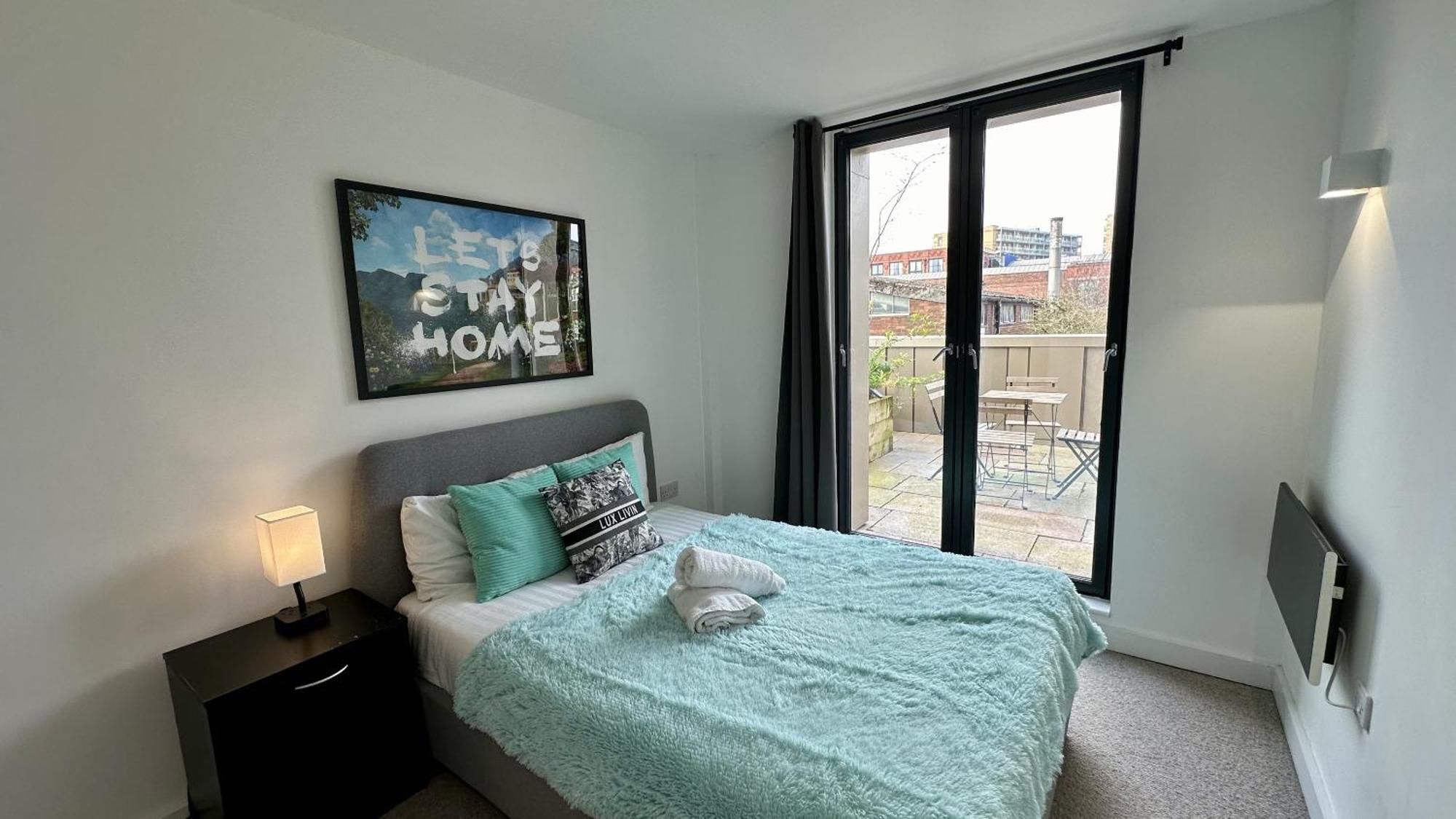 Lux Livin' Apartments - Luxury 2 Bed Apartment With Sky Garden Manchester Buitenkant foto
