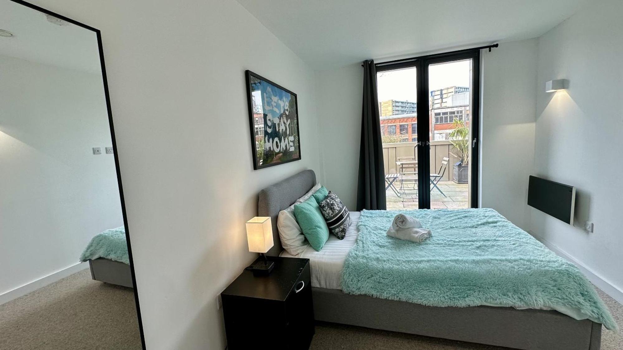 Lux Livin' Apartments - Luxury 2 Bed Apartment With Sky Garden Manchester Buitenkant foto