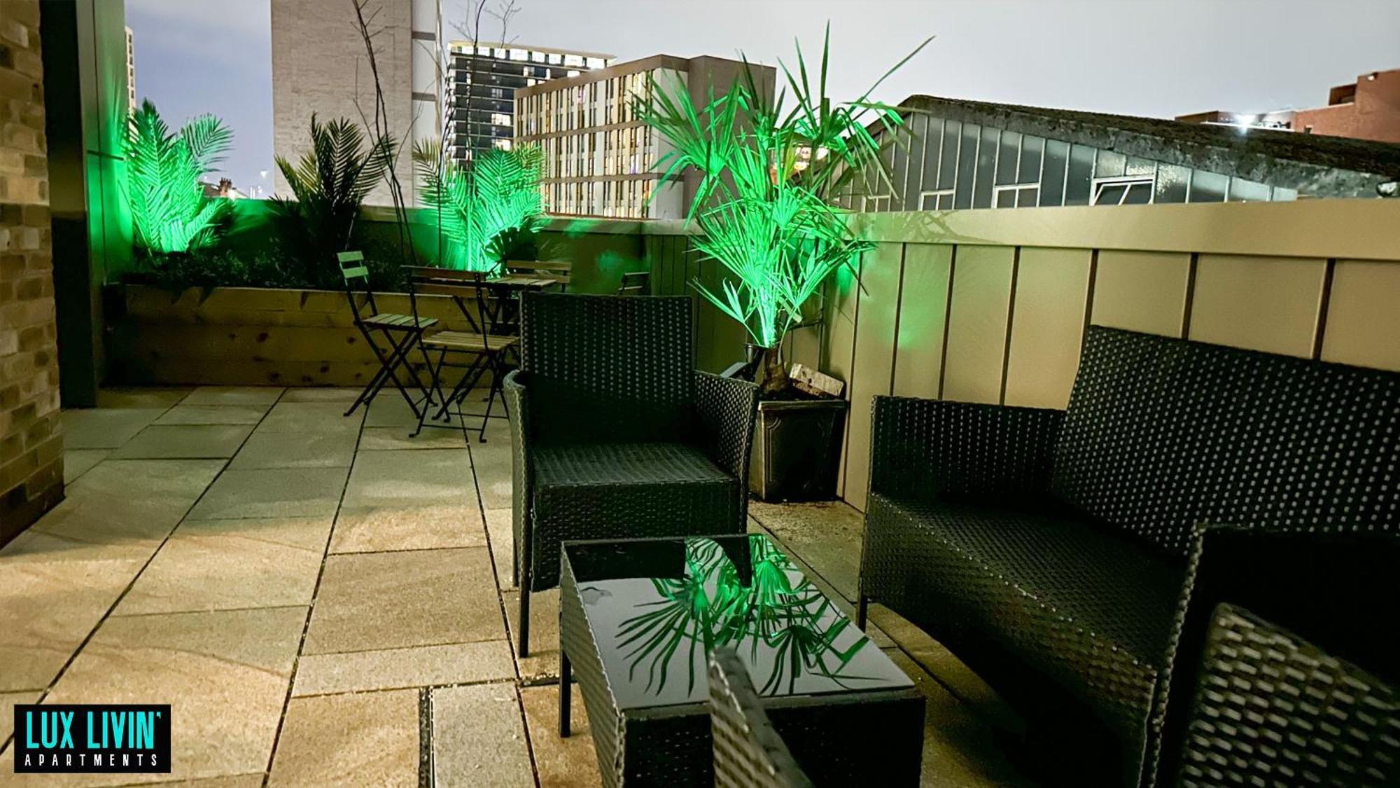 Lux Livin' Apartments - Luxury 2 Bed Apartment With Sky Garden Manchester Kamer foto